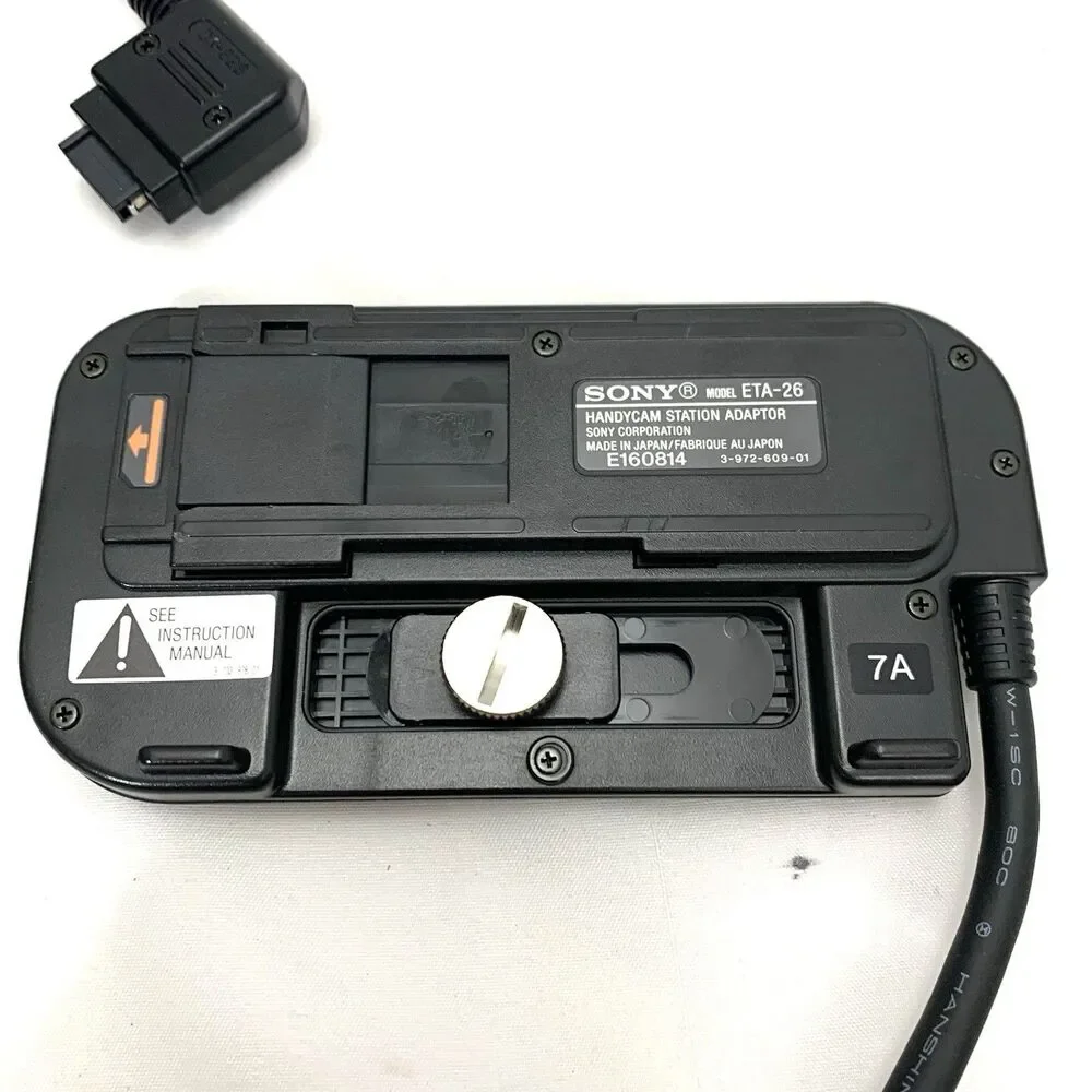 Sony CCD-TRV101 Heavy Handycam W/ battery & Remotes Charger All Cable & Manual